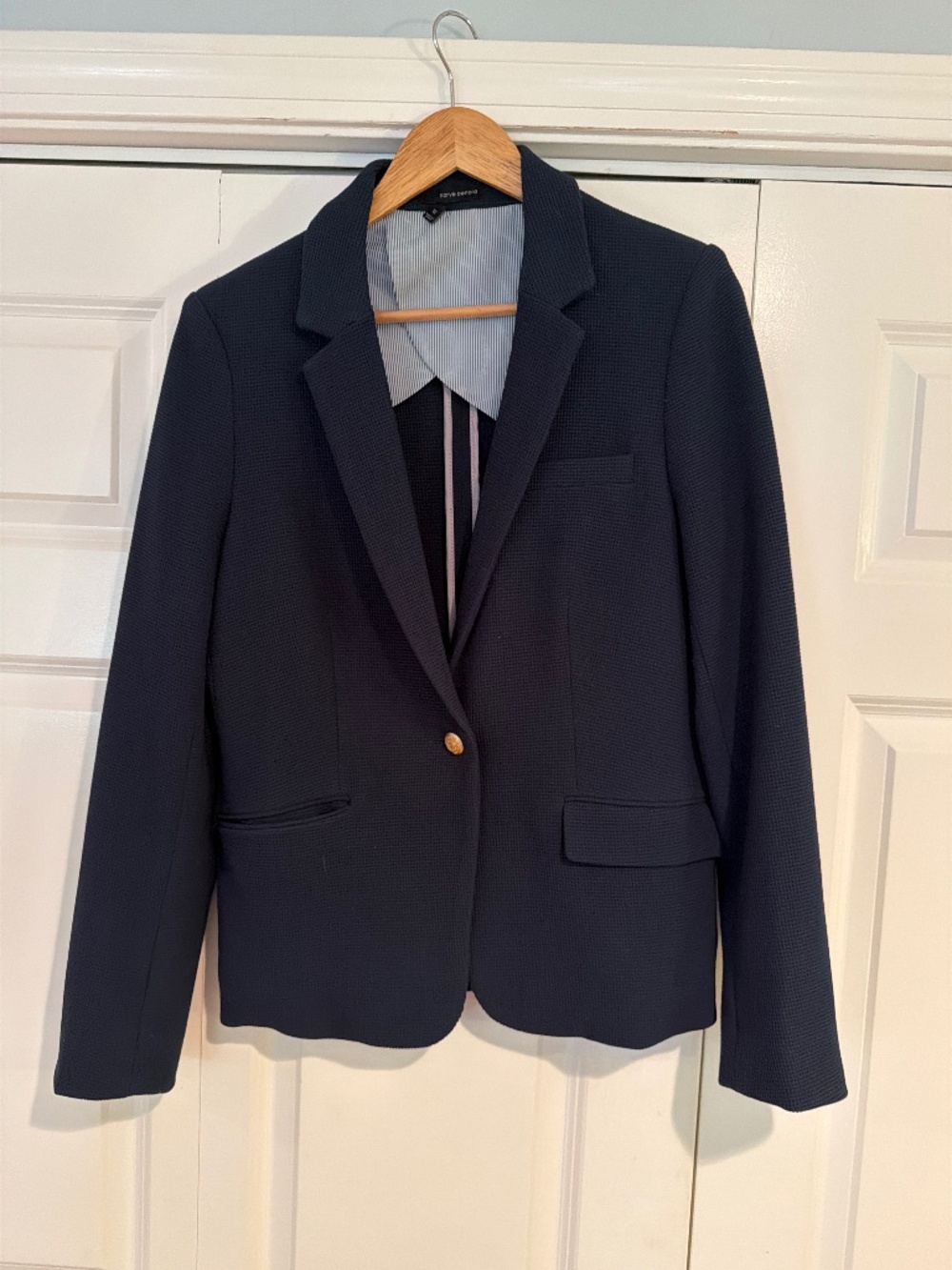 Waffle knot navy blazer